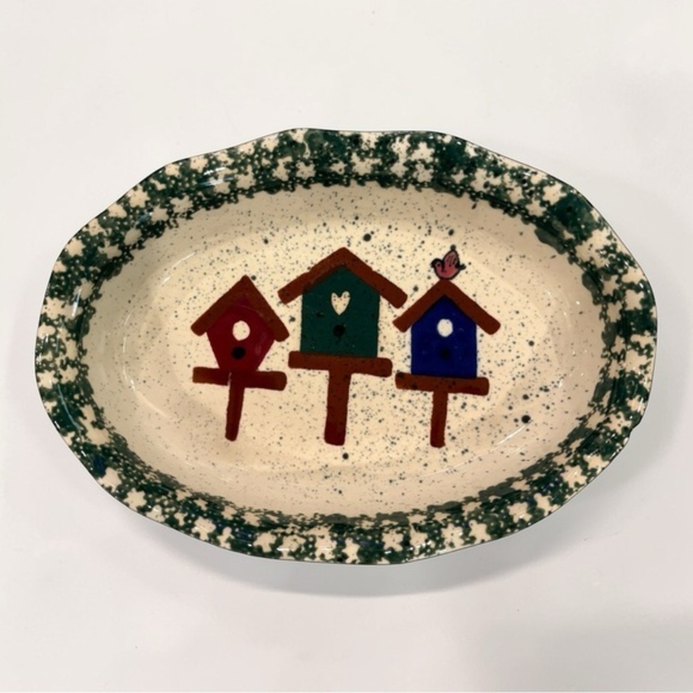 Vintage Oval Ceramic Bake Ware 11"x8" Spongeware Heart Birdhouse • Small Chip